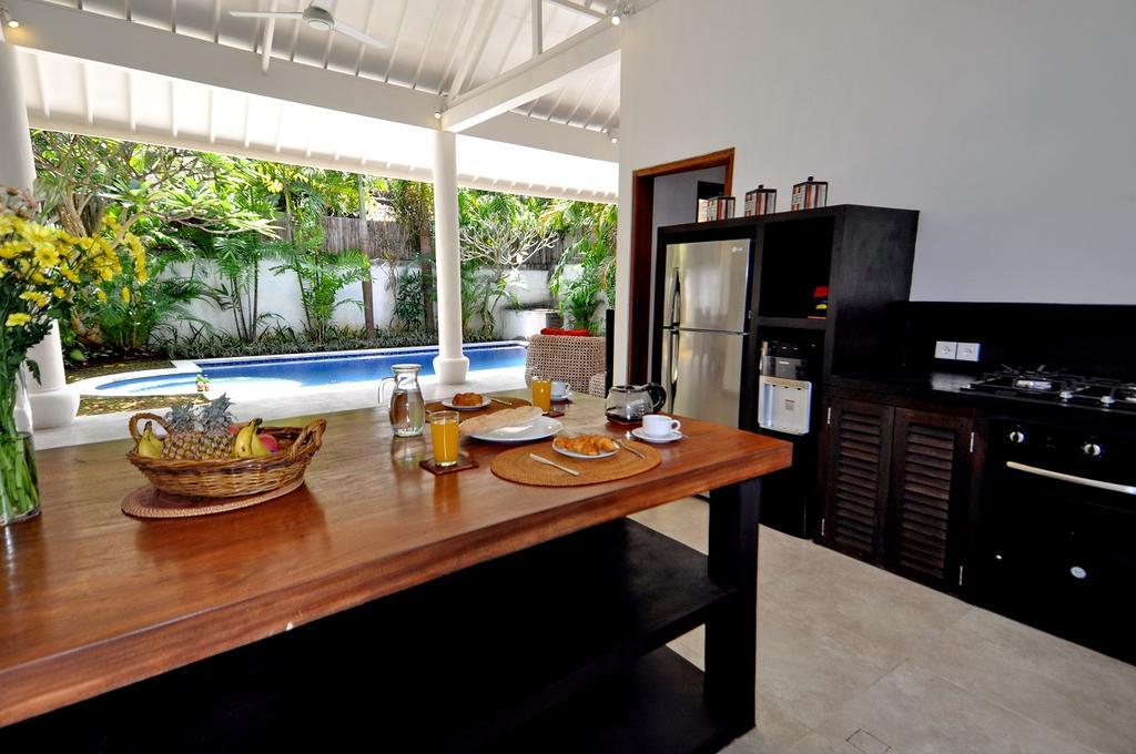 Villa Camelia Seminyak Zewnętrze zdjęcie