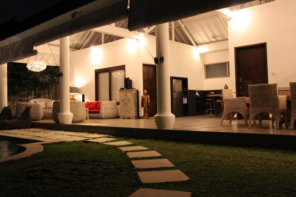 Villa Camelia Seminyak Zewnętrze zdjęcie